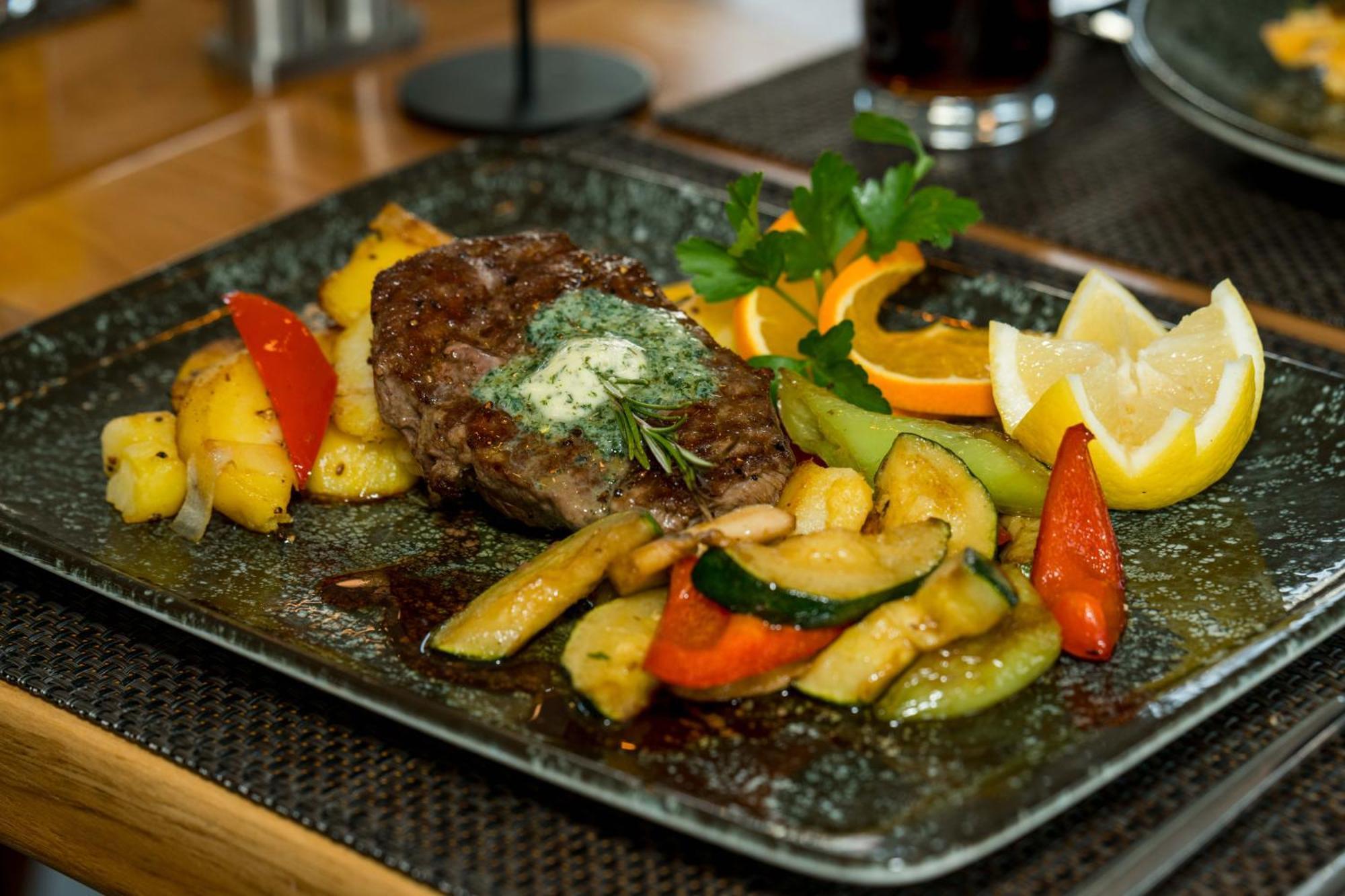 Bommersheim Roca Restaurant Und Hotel מראה חיצוני תמונה