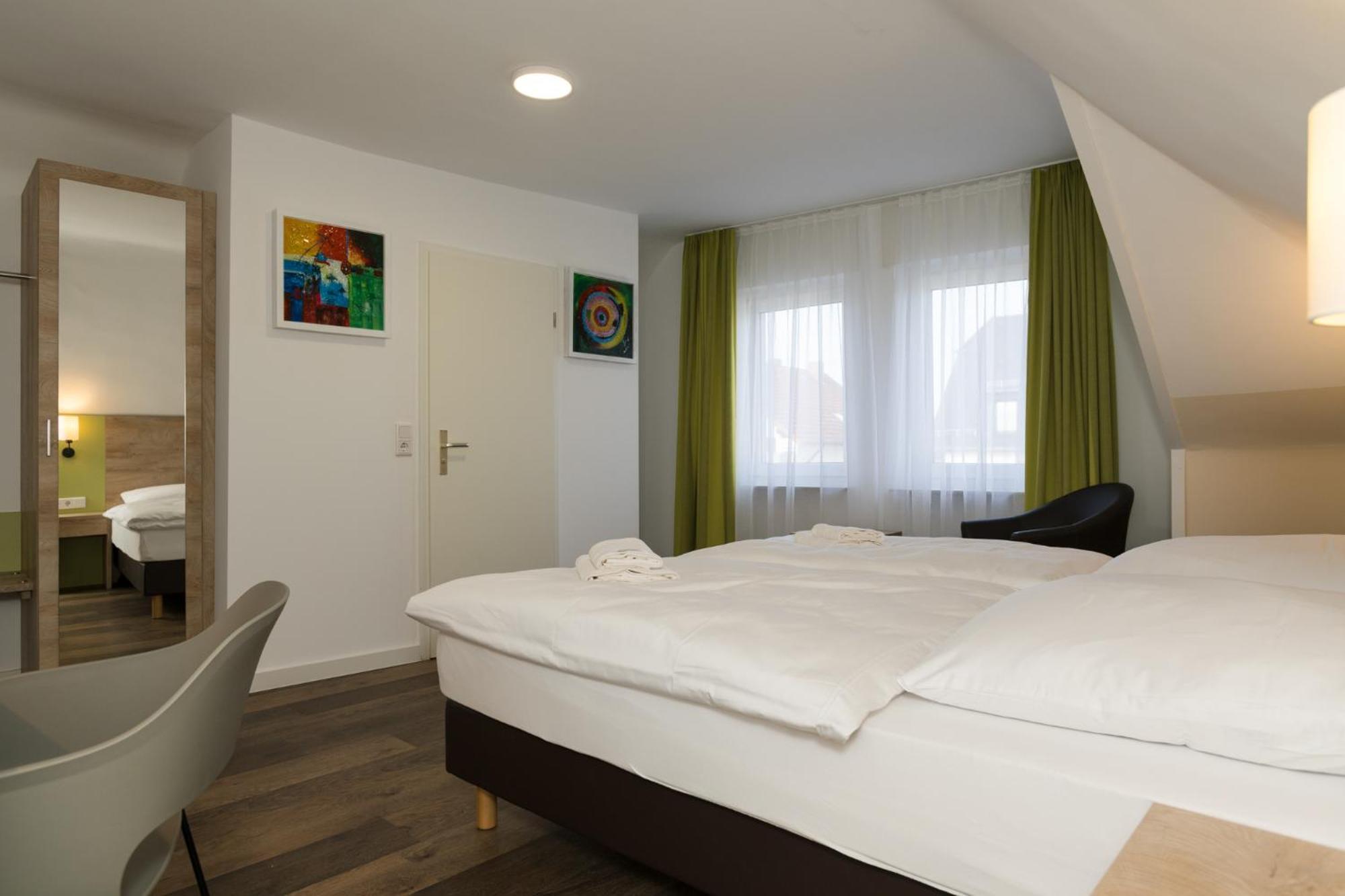 Bommersheim Roca Restaurant Und Hotel מראה חיצוני תמונה