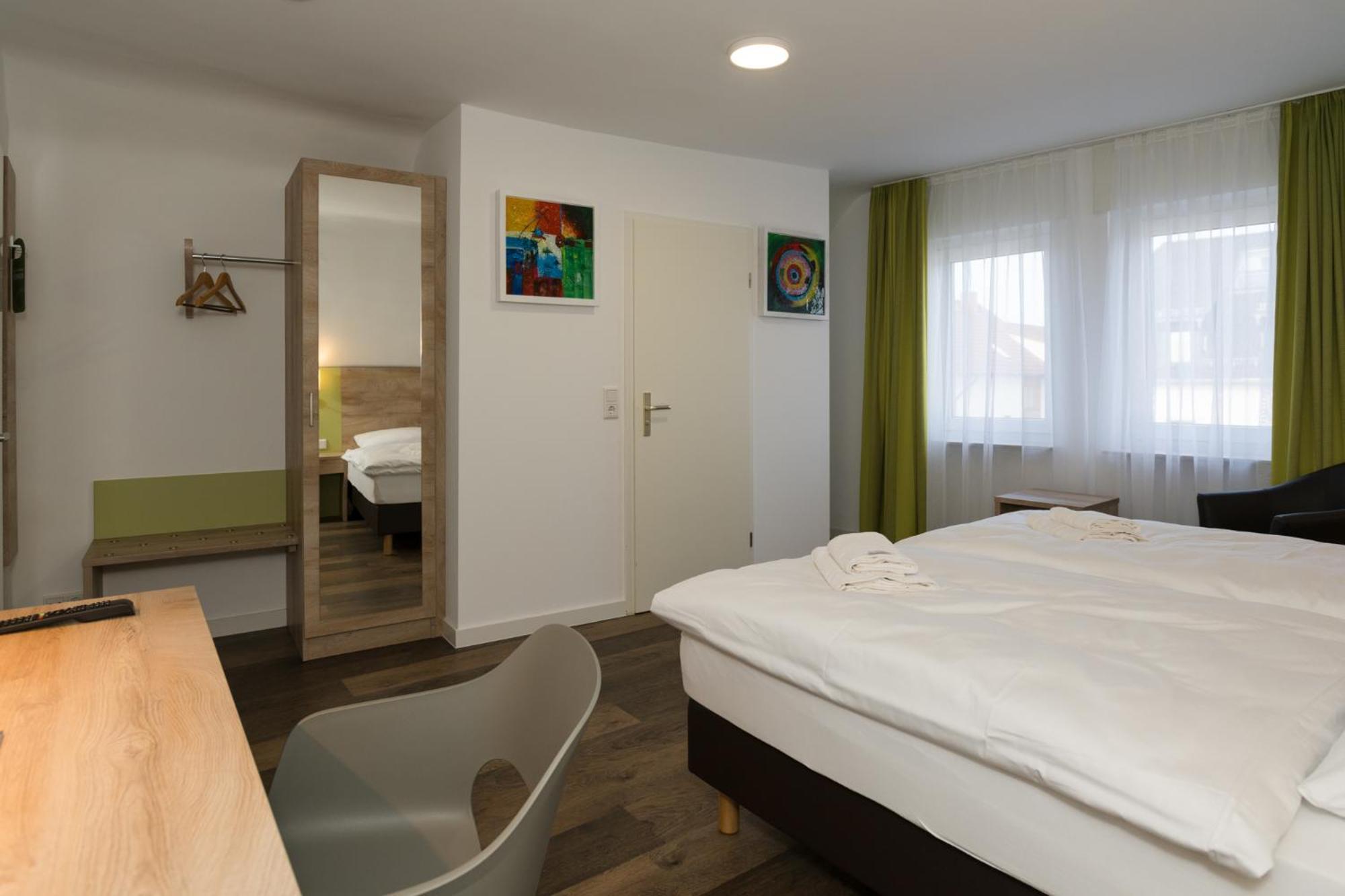 Bommersheim Roca Restaurant Und Hotel מראה חיצוני תמונה