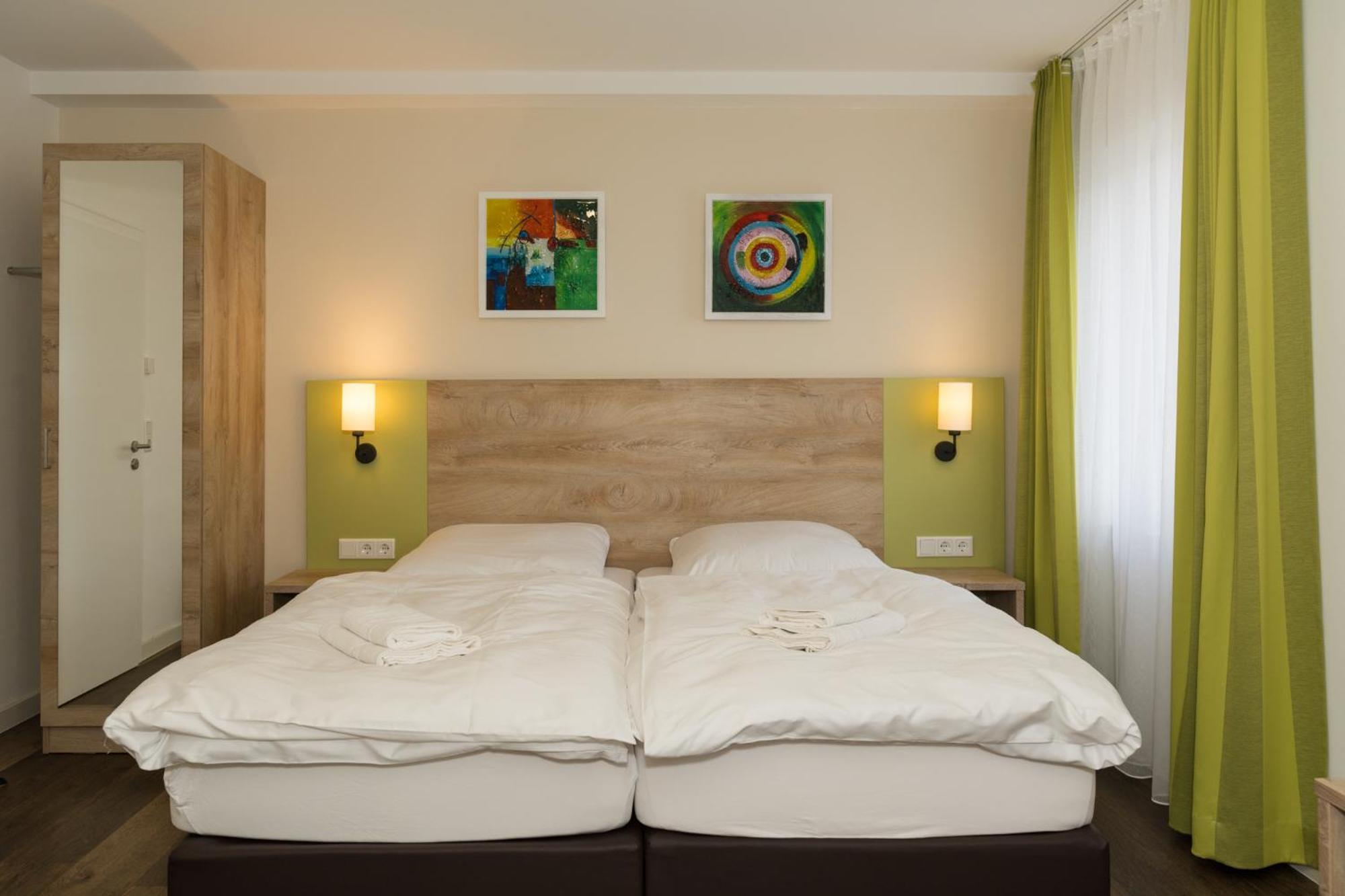 Bommersheim Roca Restaurant Und Hotel מראה חיצוני תמונה